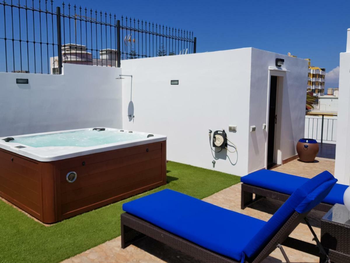 הוילה לאס פאלמס דה גראן קנאריה Fantastica Vivienda Familiar Con Jacuzzi Y Sauna מראה חיצוני תמונה